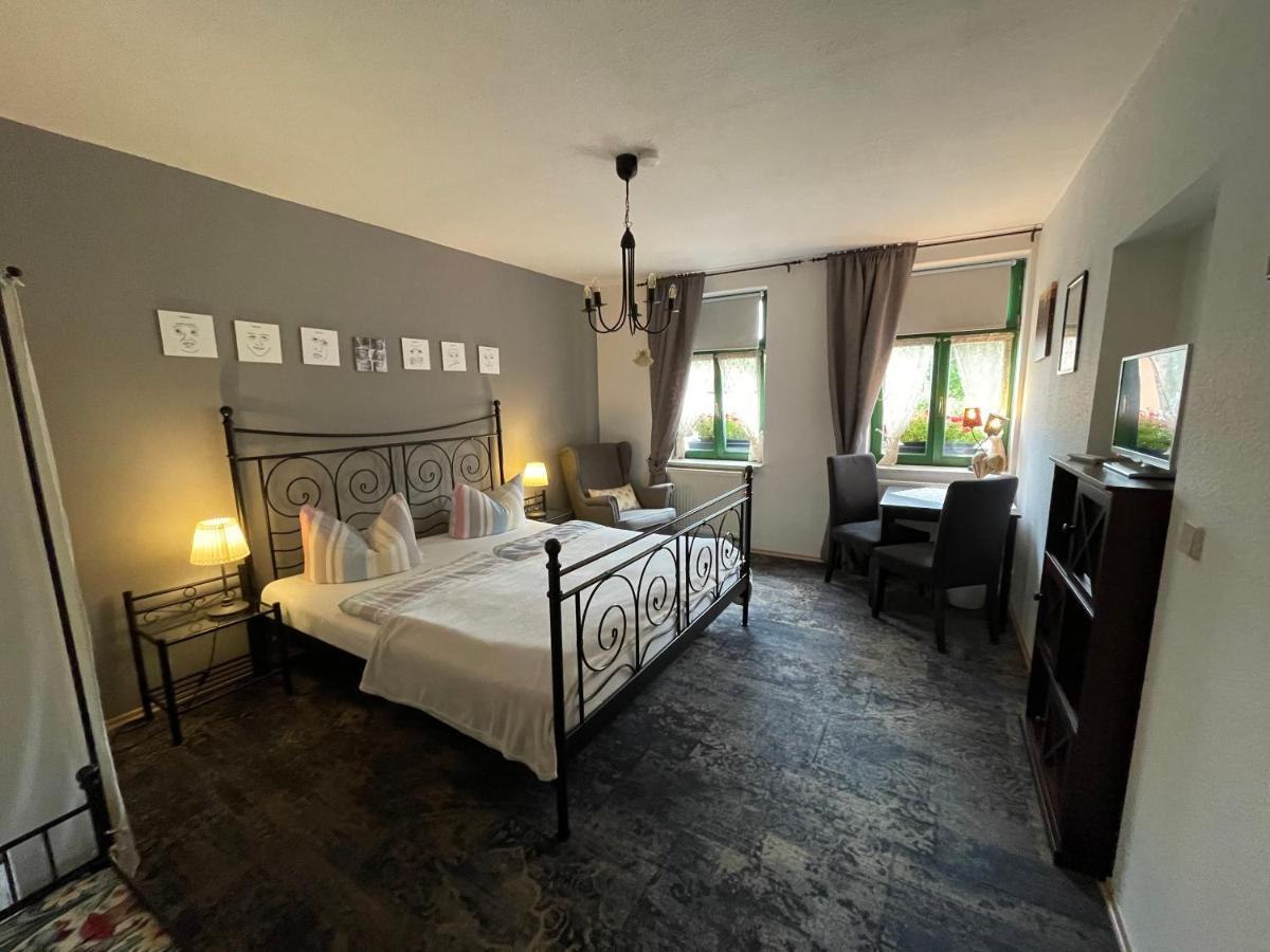Pension Alt Naumburg Naumburg  Esterno foto