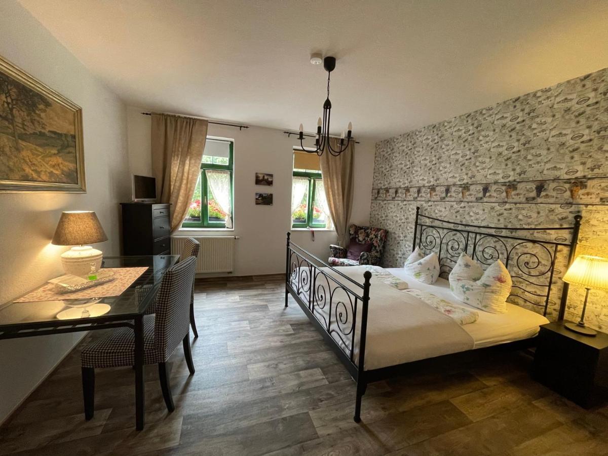 Pension Alt Naumburg Naumburg  Esterno foto